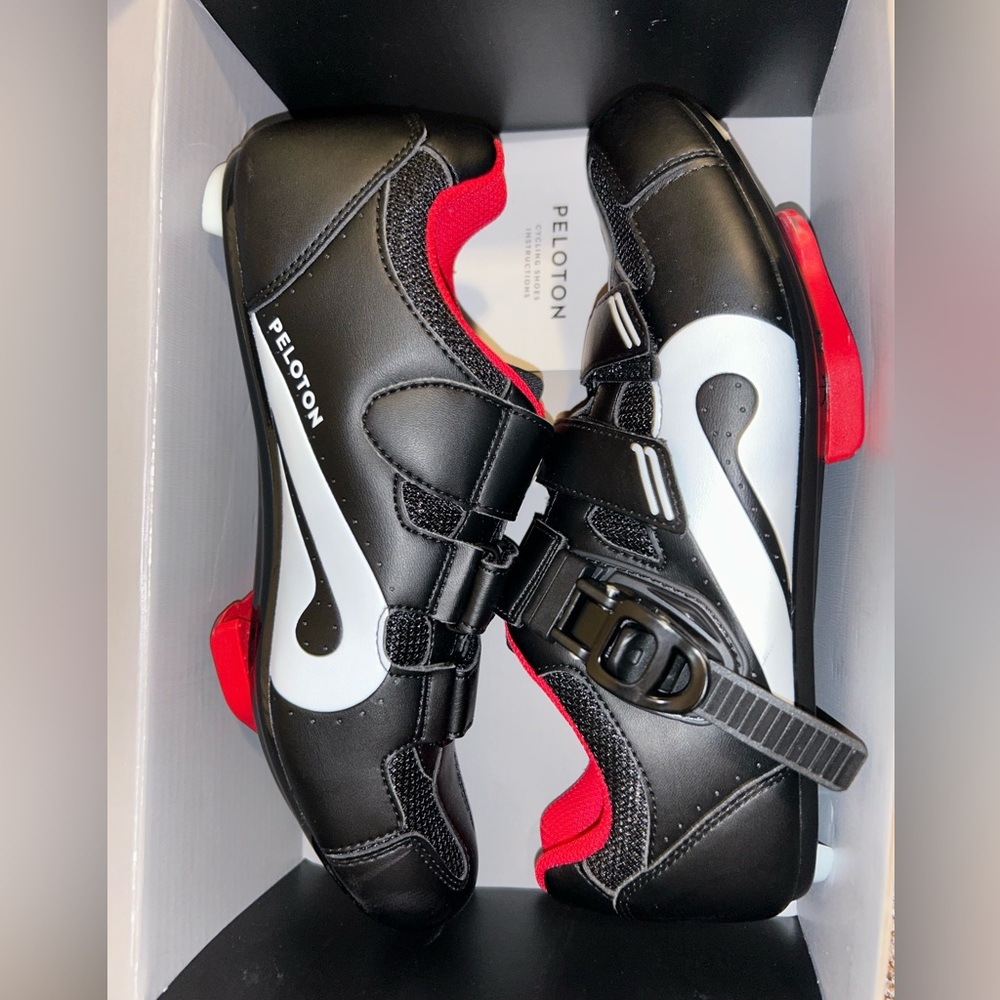 Peloton Bike shoes size 39 (Women’s 8)